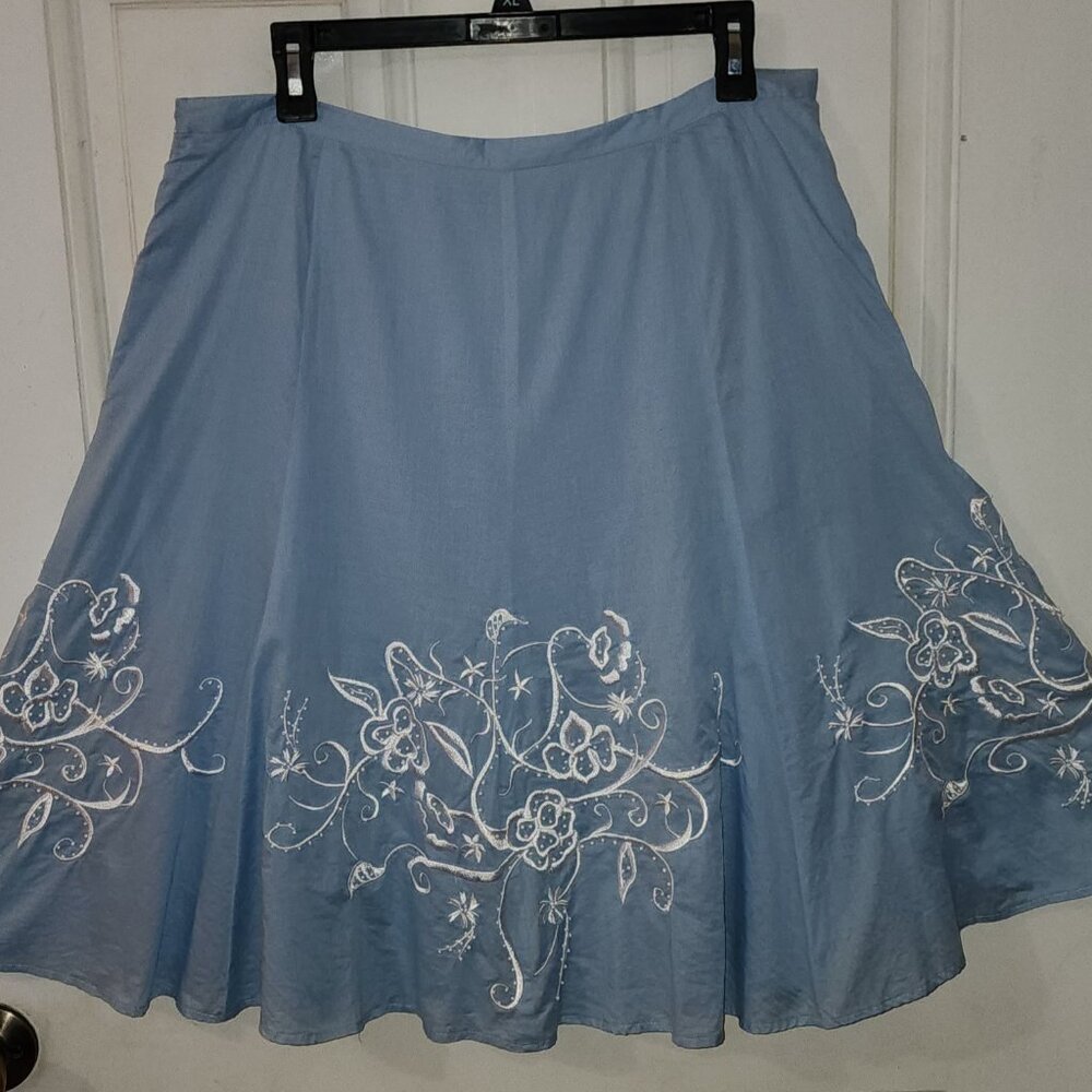 Reba embroidered skirt